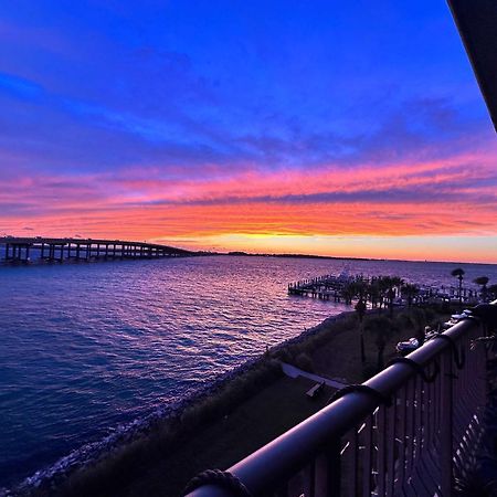 5 Star Resort 11Th Fl Stunning Sunrise 2Br 2Ba King Suite,Pools ,Shuttle Or Walk To Beach Дестін Екстер'єр фото