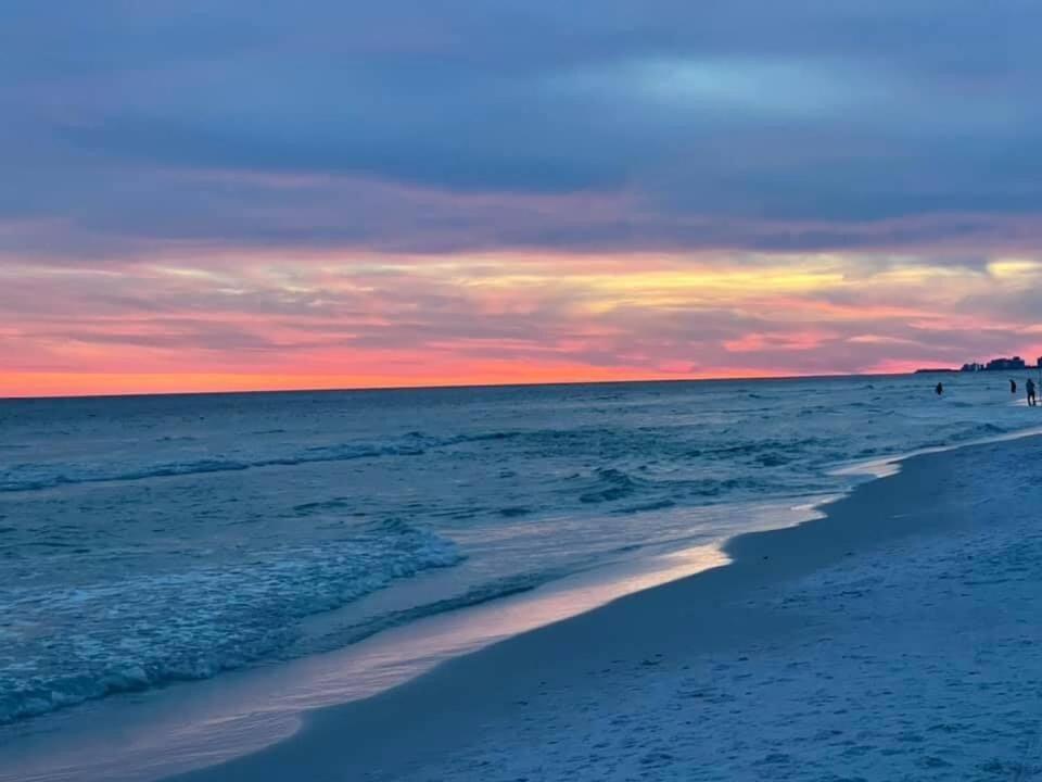 5 Star Resort 11Th Fl Stunning Sunrise 2Br 2Ba King Suite,Pools ,Shuttle Or Walk To Beach Дестін Екстер'єр фото